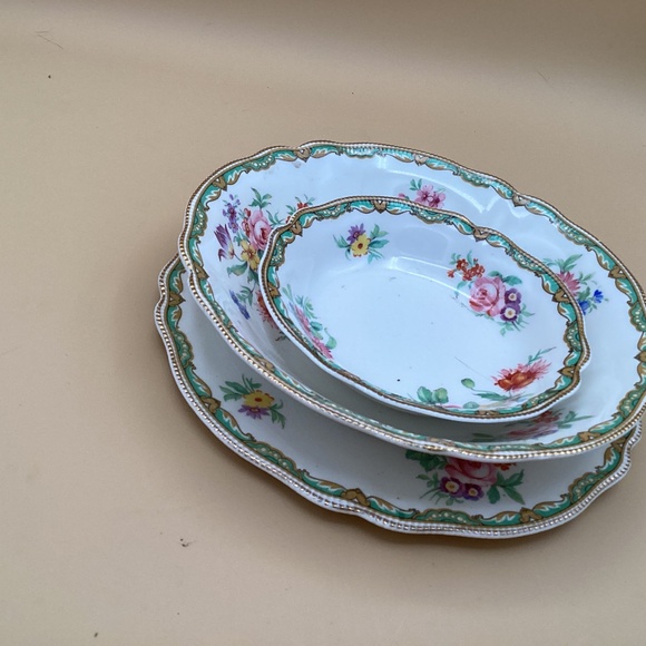 Old Staffordshire Johnson Bros China Malvern pattern - Picture 2 of 3